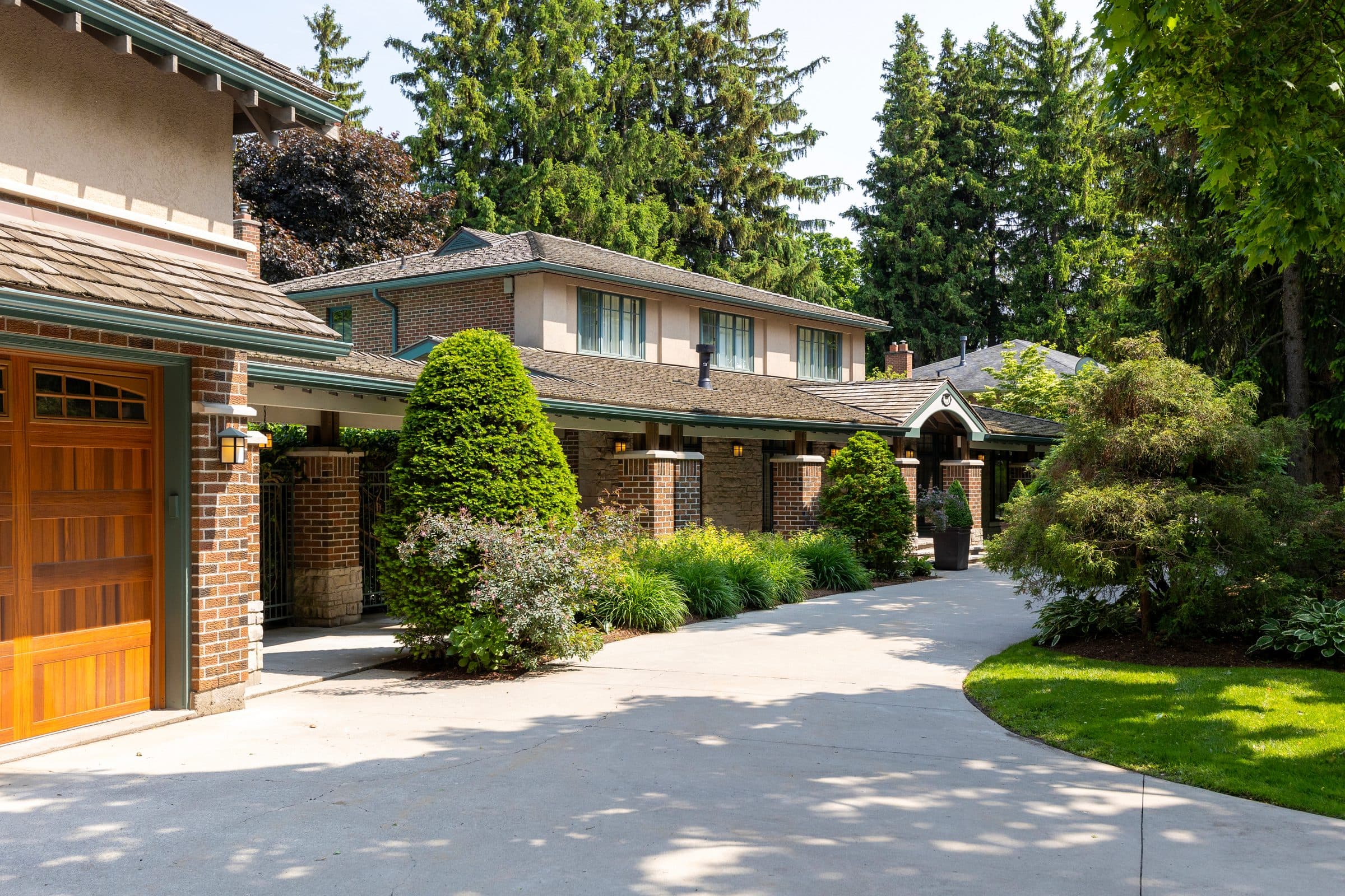 Day to Twilight AI transformation - before photo of daytime real estate exterior
