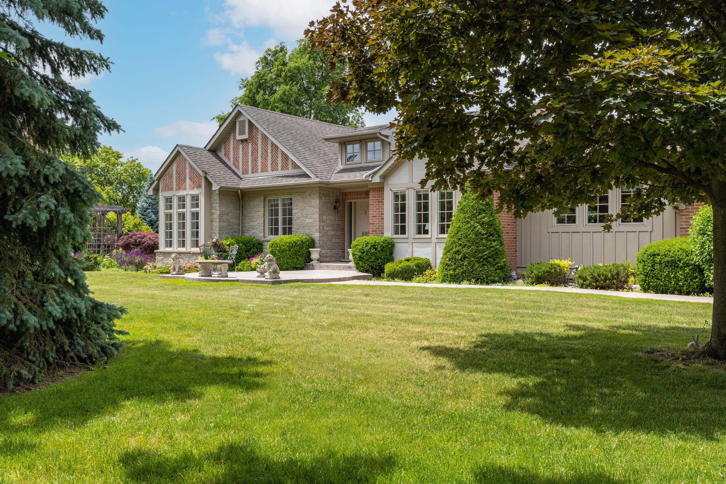 Real estate exterior photo before Day to Twilight AI transformation